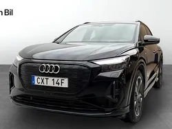 Svart (mytsvart metallic) Begagnad 2022 Audi Q4 e-tron S-Line SUV | 459 000 kr