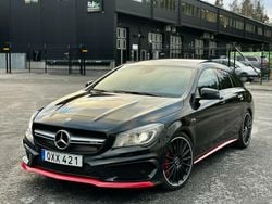 Svart Begagnad 2015 Mercedes CLA45 AMG Shooting Brake AMG Kombi | 389 900 kr