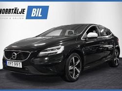 Svart Begagnad 2018 Volvo V40 R-Design Halvkombi | 144 900 kr (Marknadspris)