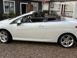 Vit Begagnad 2009 Peugeot 308 CC Cab | 60 000 kr (Marknadspris)