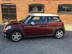 Röd Begagnad 2008 Mini Cooper D Pepper Halvkombi | 49 000 kr (Superpris)