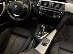 Begagnad 2017 BMW 330 Sport Line Sedan | 165 000 kr