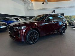 Röd Begagnad 2024 Mazda CX-80 Homura-Line SUV | 635 900 kr (Marknadspris)