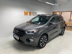 Grå Begagnad 2017 Ford Kuga ST-Line SUV | 169 900 kr (Marknadspris)