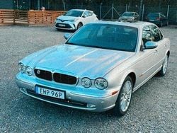 Silver Begagnad 2005 Jaguar XJ Sedan | 175 000 kr (Bra pris)