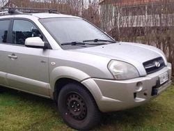 Silver Begagnad 2006 Hyundai Tucson SUV | 25 000 kr (Bra pris)