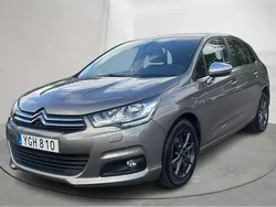 Grå Begagnad 2016 Citroën C4 | 100 000 kr (Marknadspris)