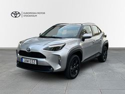Silver (silver metallic) Begagnad 2024 Toyota Yaris Hybrid Active SUV | 284 900 kr (Dyr)
