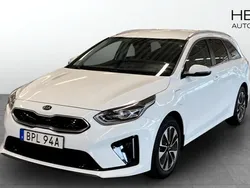 Vit (white) Begagnad 2020 Kia Ceed Sportswagon Advance Kombi | 224 900 kr (Marknadspris)