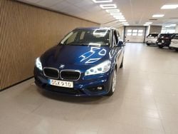 Blå Begagnad 2016 BMW 218 Active Tourer Advantage Minibuss | 139 700 kr (Marknadspris)