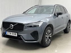 Grå Begagnad 2022 Volvo XC60 R-Design SUV | 409 000 kr (Lite dyr)