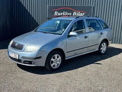 Mörkgrå Begagnad 2006 Skoda Fabia Kombi | 32 800 kr (Dyr)