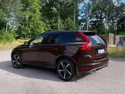 Brun Begagnad 2015 Volvo XC60 R-Design SUV | 149 500 kr (Superpris)