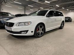 Vit Begagnad 2015 Volvo V70 Standard Kombi | 204 900 kr