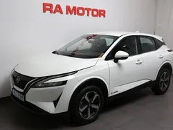 Vit Begagnad 2023 Nissan Qashqai Acenta SUV | 299 900 kr (Marknadspris)