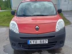 Röd Begagnad 2011 Renault Kangoo Minibuss | 10 000 kr