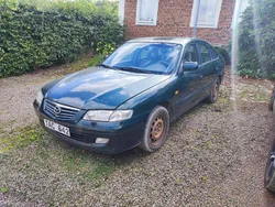 Grön Begagnad 2001 Mazda 626 Touring Halvkombi | 5 000 kr