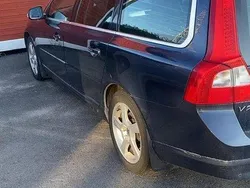 Blå Begagnad 2010 Volvo V70 Momentum Kombi | 60 000 kr (Bra pris)