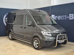Grå Begagnad 2023 VW Crafter Van | 687 500 kr