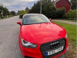 Röd Begagnad 2013 Audi A1 Sportback Sport Halvkombi | 68 500 kr (Bra pris)