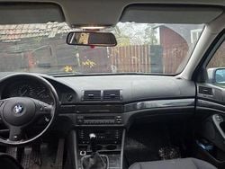 Grå Begagnad 2002 BMW 520 Sedan | 35 000 kr (Marknadspris)