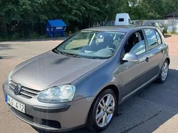 Grå Begagnad 2005 VW Golf IV Trendline Halvkombi | 36 900 kr (Marknadspris)