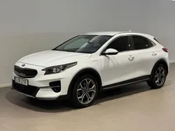 Vit Begagnad 2020 Kia XCeed SUV | 229 000 kr (Marknadspris)