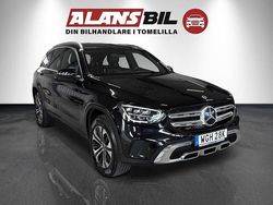 Svart Begagnad 2021 Mercedes GLC300e SUV | 319 000 kr (Marknadspris)