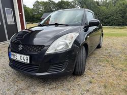 Svart Begagnad 2011 Suzuki Swift Halvkombi | 55 000 kr (Marknadspris)