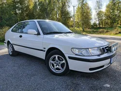 Vit Begagnad 2001 Saab 9-3 Sportkupé | 38 000 kr