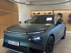 Grå Begagnad 2023 XPENG G9 SUV | 579 800 kr (Marknadspris)