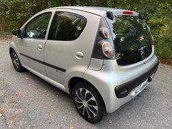 Silver Begagnad 2006 Citroën C1 Halvkombi | 26 900 kr (Marknadspris)