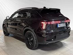 Svart Begagnad 2024 Lynk & Co 01 SUV | 399 900 kr