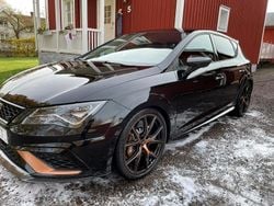 Svart Begagnad 2018 Cupra Leon Halvkombi | 310 000 kr (Marknadspris)