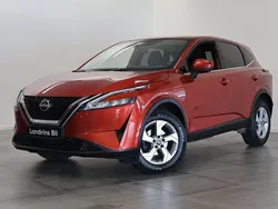 Röd Begagnad 2022 Nissan Qashqai N-Connecta SUV | 274 500 kr (Marknadspris)