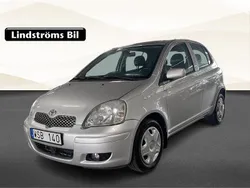 Silver Begagnad 2004 Toyota Yaris Edition-S Halvkombi | 49 900 kr (Dyr)