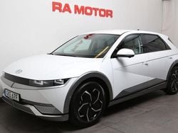 Vit Begagnad 2024 Hyundai Ioniq Advanced Halvkombi | 489 900 kr