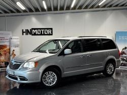 Grå Begagnad 2012 Lancia Voyager Minibuss | 99 900 kr (Marknadspris)