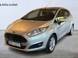 Grå Begagnad 2015 Ford Fiesta Titanium Halvkombi | 99 001 kr (Marknadspris)