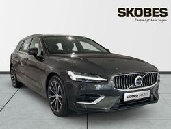 Grå Begagnad 2025 Volvo V60 Plus Kombi | 499 900 kr