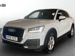 Vit (glaciärvit metallic) Begagnad 2017 Audi Q2 Comfort SUV | 199 900 kr (Marknadspris)