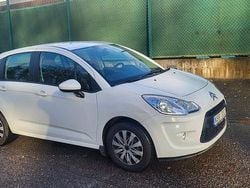 Vit Begagnad 2010 Citroën C3 Halvkombi | 29 900 kr (Marknadspris)