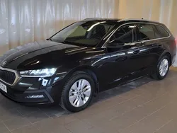 Svart Begagnad 2022 Skoda Octavia Kombi | 259 000 kr (Bra pris)