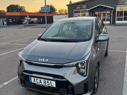 Grå Ny 2025 Kia Picanto Halvkombi | 90 000 kr