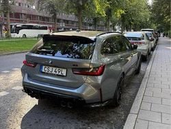 Grå Begagnad 2024 BMW M3 Competition Edition Kombi | 989 000 kr (Marknadspris)