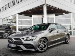 Mörkgrå (bergsgrå) Begagnad 2020 Mercedes CLA200 Shooting Brake AMG Kombi | 288 000 kr (Marknadspris)