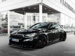 Svart Begagnad 2023 BMW M2 Shadowline Sportkupé | 899 000 kr