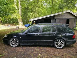Svart Begagnad 2002 Saab 9-5 Vector Kombi | 15 000 kr (Bra pris)