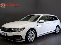Vit Begagnad 2021 VW Passat GTE Kombi | 209 900 kr (Marknadspris)