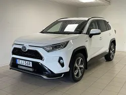 Vit Begagnad 2021 Toyota RAV4 Hybrid SUV | 279 000 kr (Superpris)